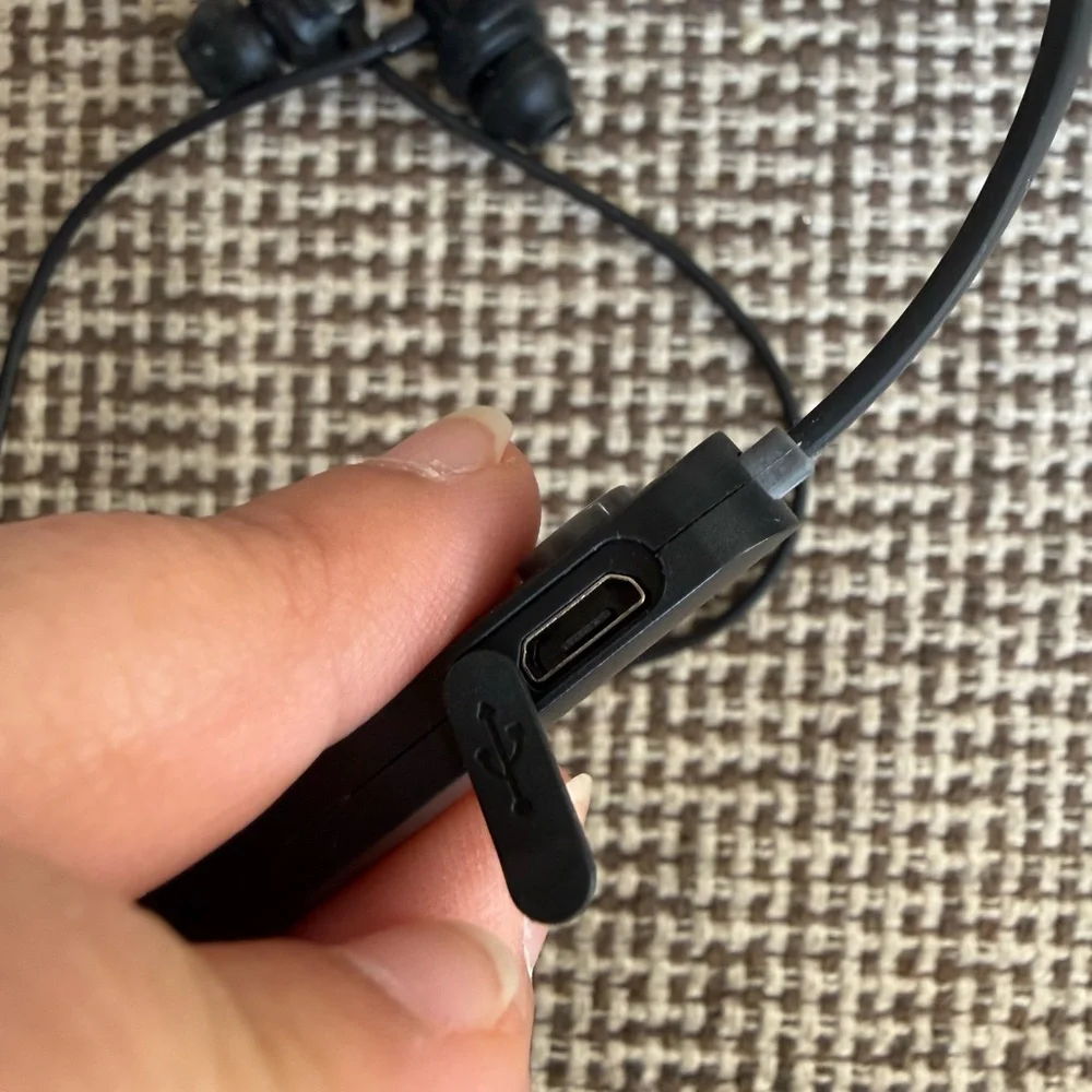 Skullcandy Jib+ Bluetooth Wireless Earbud Headphones, Excellent Condition